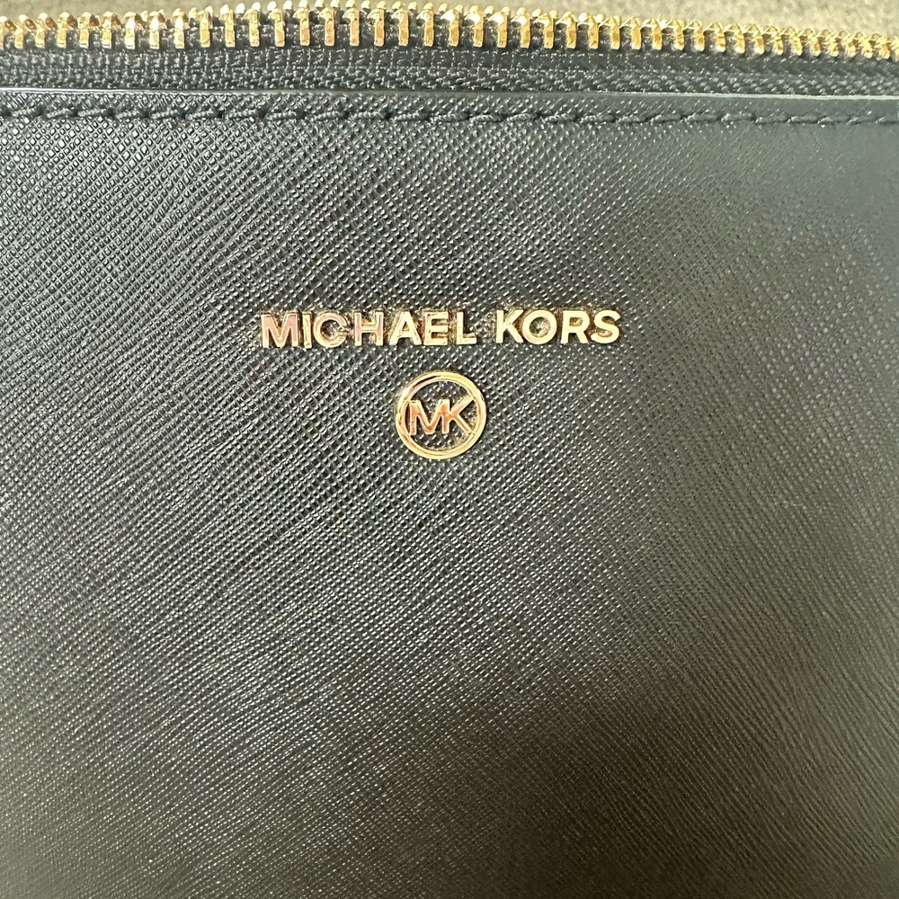 Michael Kors Black Crossbody Bag - Picture 2 of 6